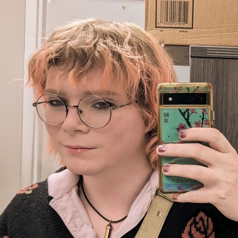 @jade.follows.gay avatar