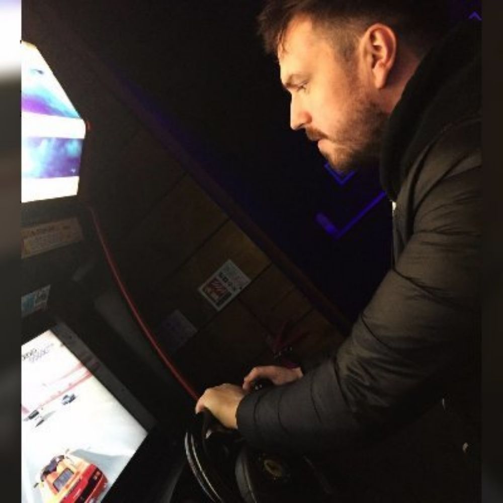 @onlyadamski.bsky.social avatar